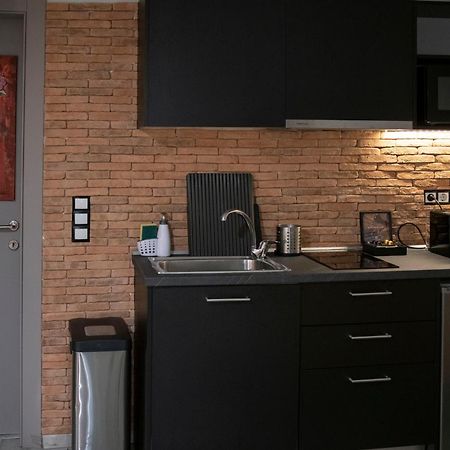 Rooster Suites Atenas Exterior foto
