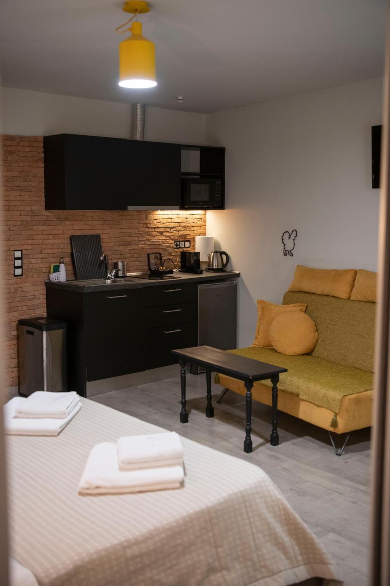 Rooster Suites Atenas Exterior foto