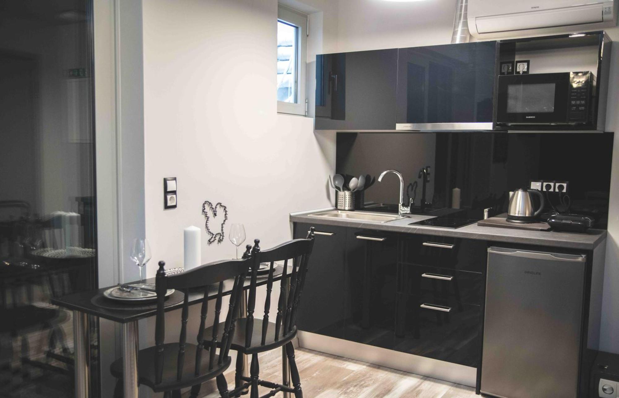 Rooster Suites Atenas Exterior foto